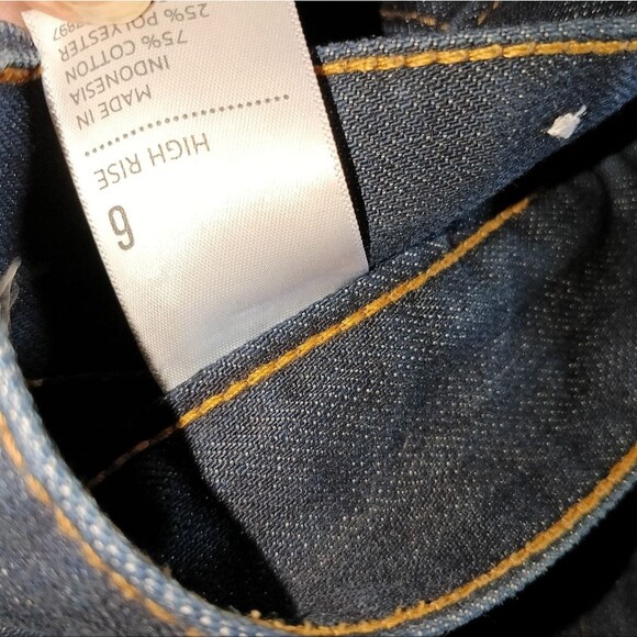 Old Navy Dark Wash Denim Midi Skirt - Picture 6 of 6